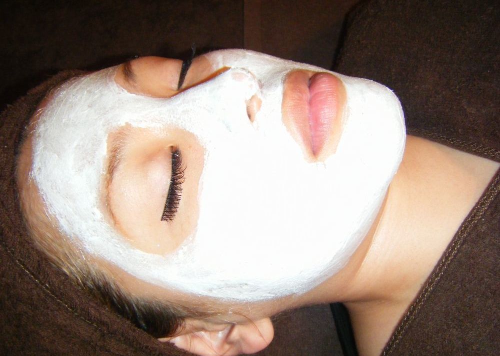 炭酸美白フェイシャル